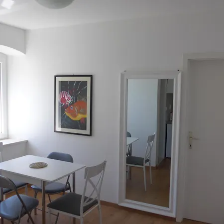Appartement Adria *